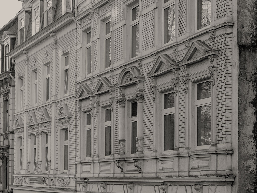 Mehrfamilienhaus Nützenberger Straße