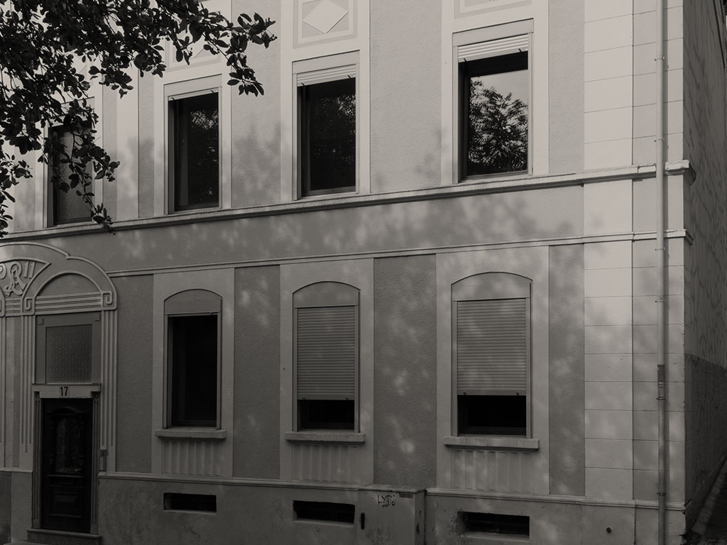 Mehrfamilienhaus Ruetliweg